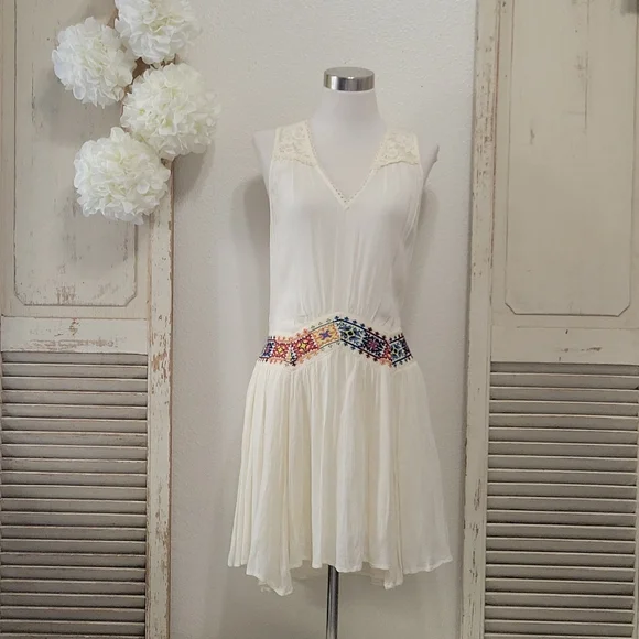 free people embroidered v dress Boho embroidered wedding dress 4 US / Pale Purple